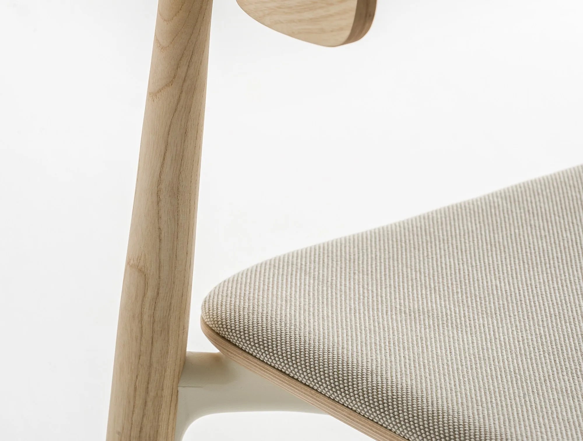 NEMEA 2826 - Basic Collection Kft.