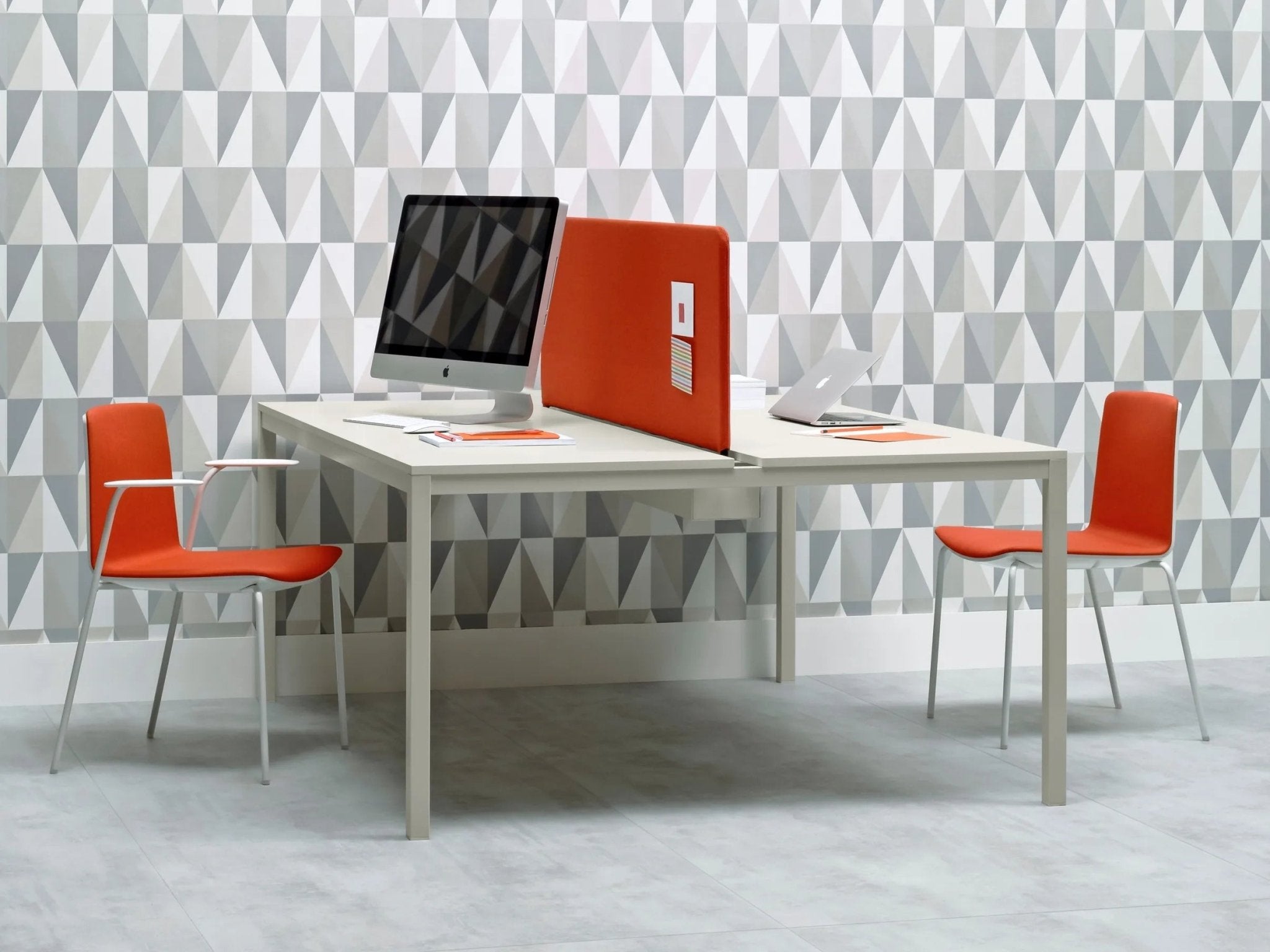 NOA 725 - Basic Collection Kft.