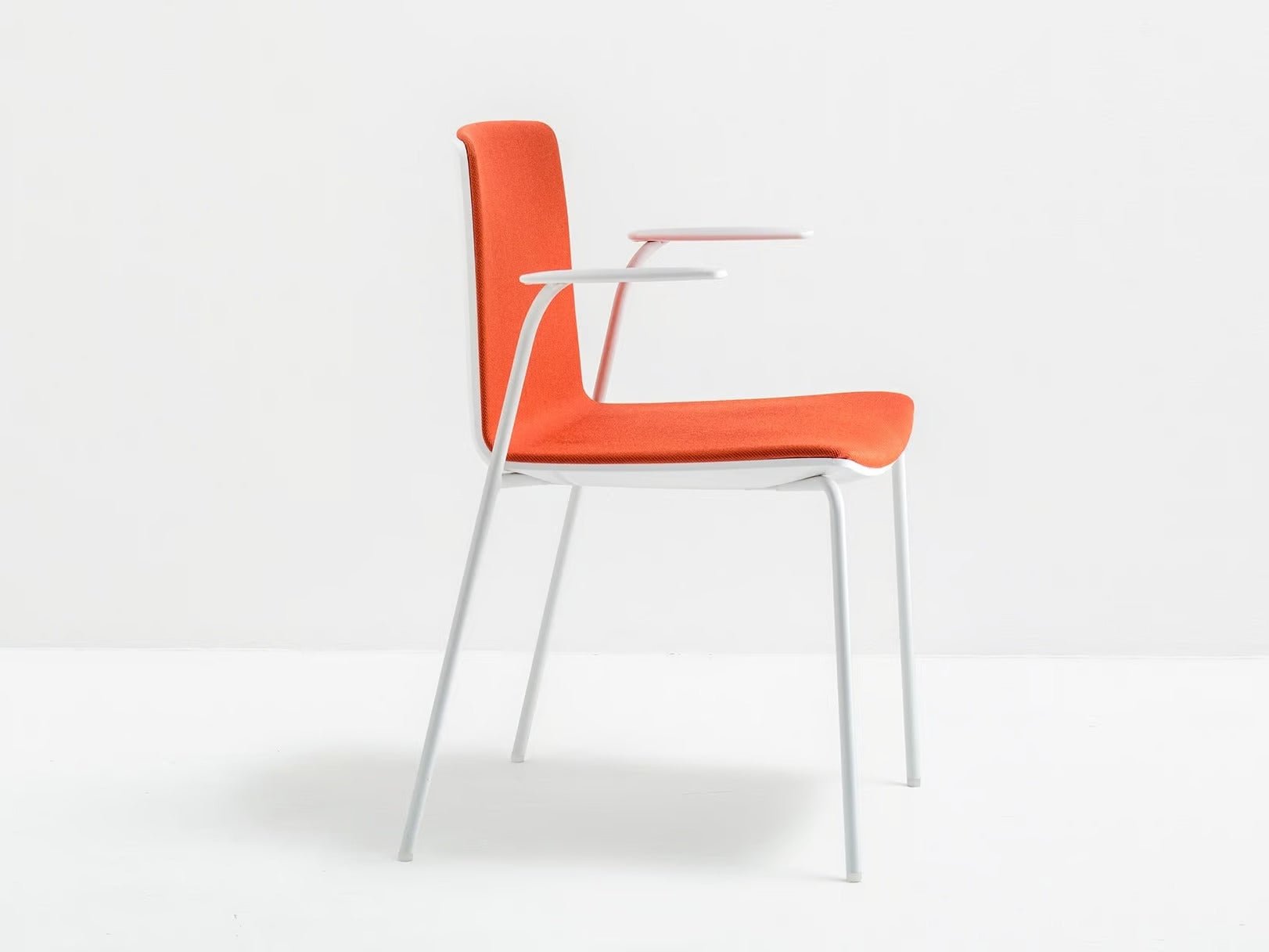 NOA 726 - Basic Collection Kft.