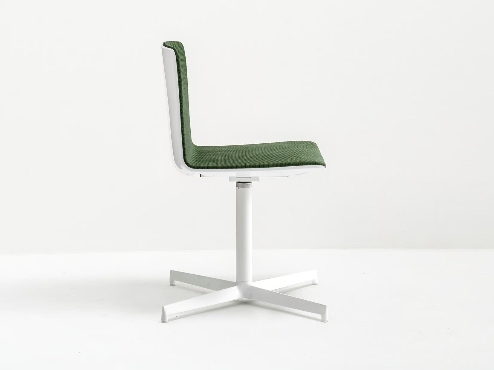 NOA 727/2 - Basic Collection Kft.