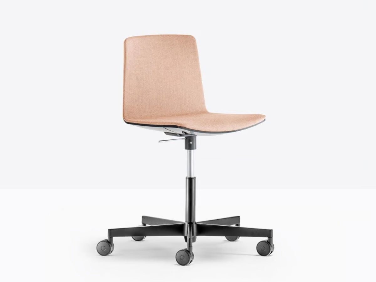 NOA 727/4 - Basic Collection Kft.