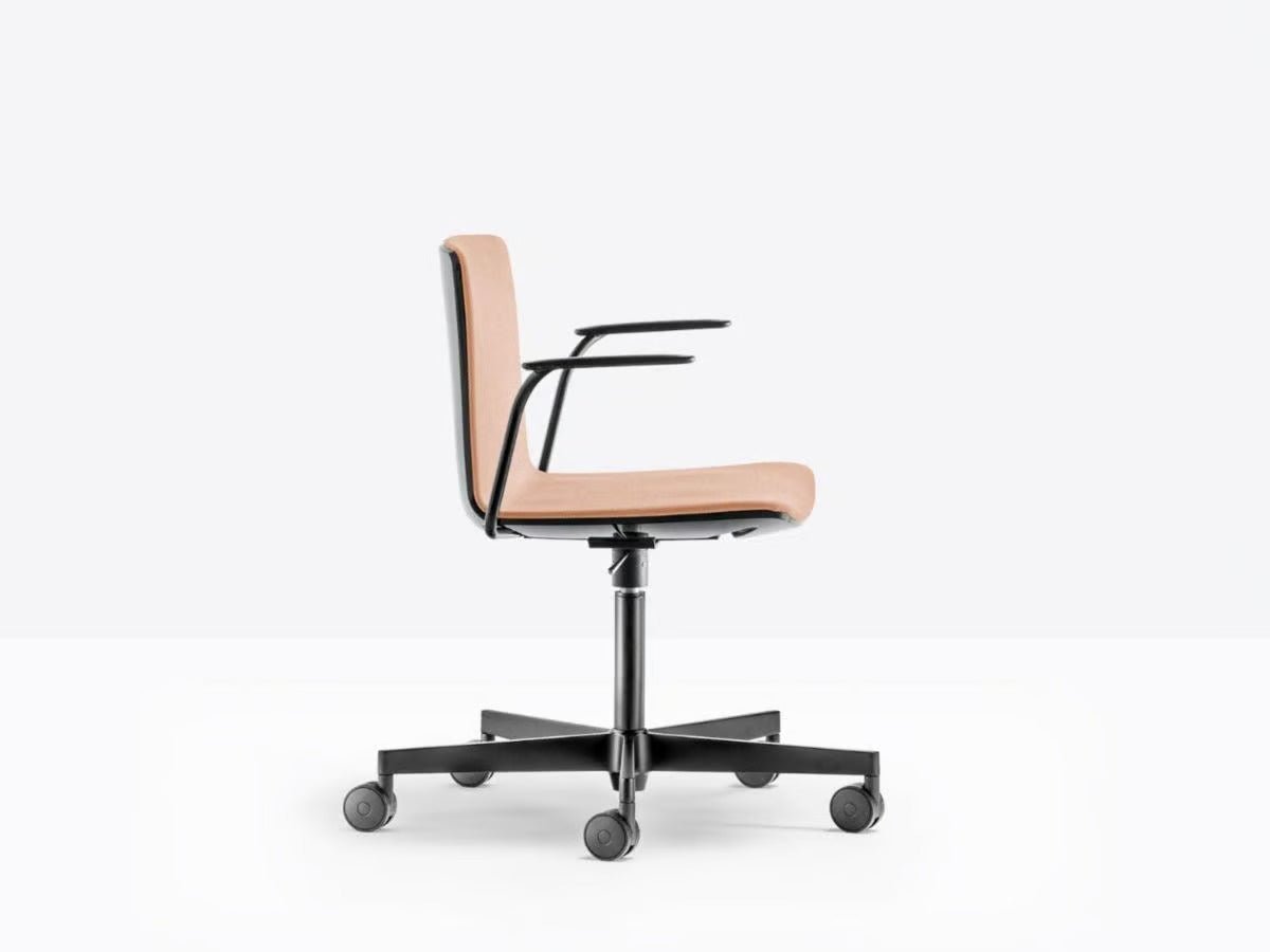 NOA 728/4 - Basic Collection Kft.