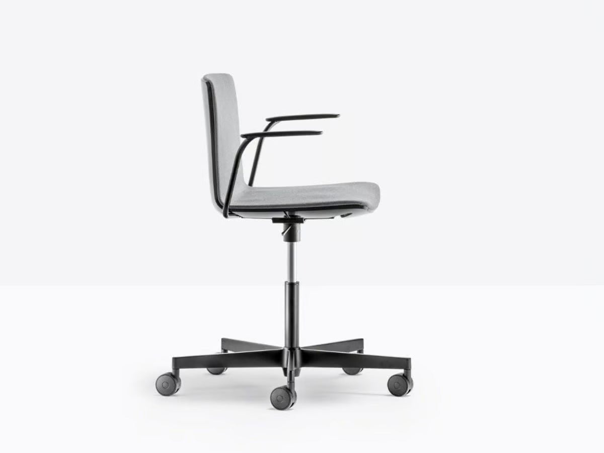 NOA 728/4 - Basic Collection Kft.