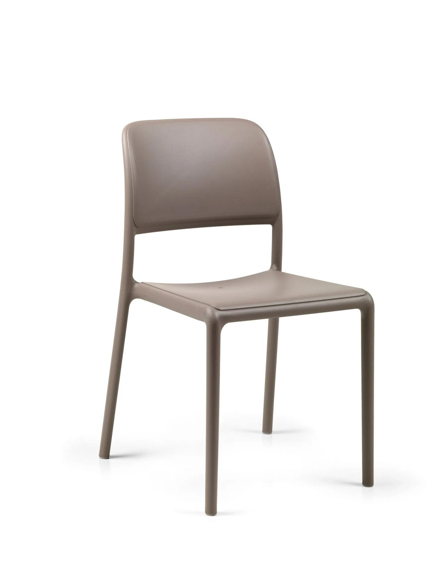 RIVA BISTROT - Basic Collection Kft.