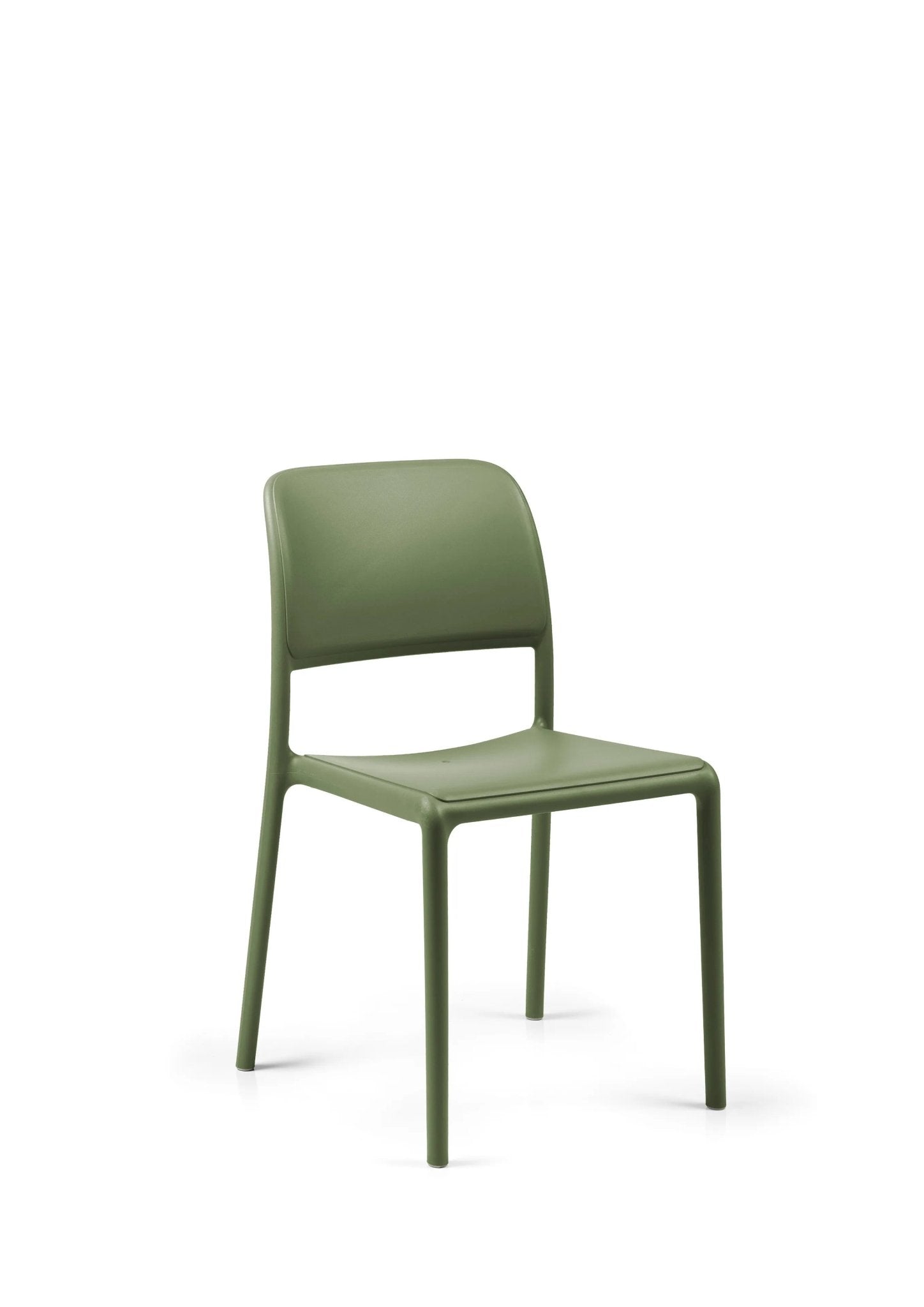 RIVA BISTROT - Basic Collection Kft.