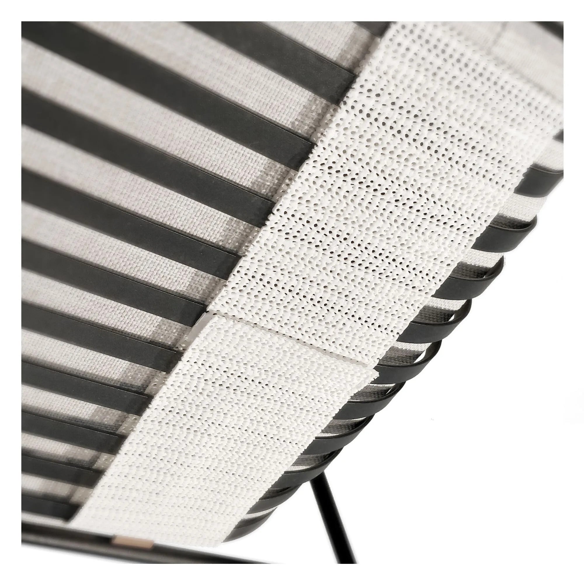 RIVIERA - Basic Collection Kft.