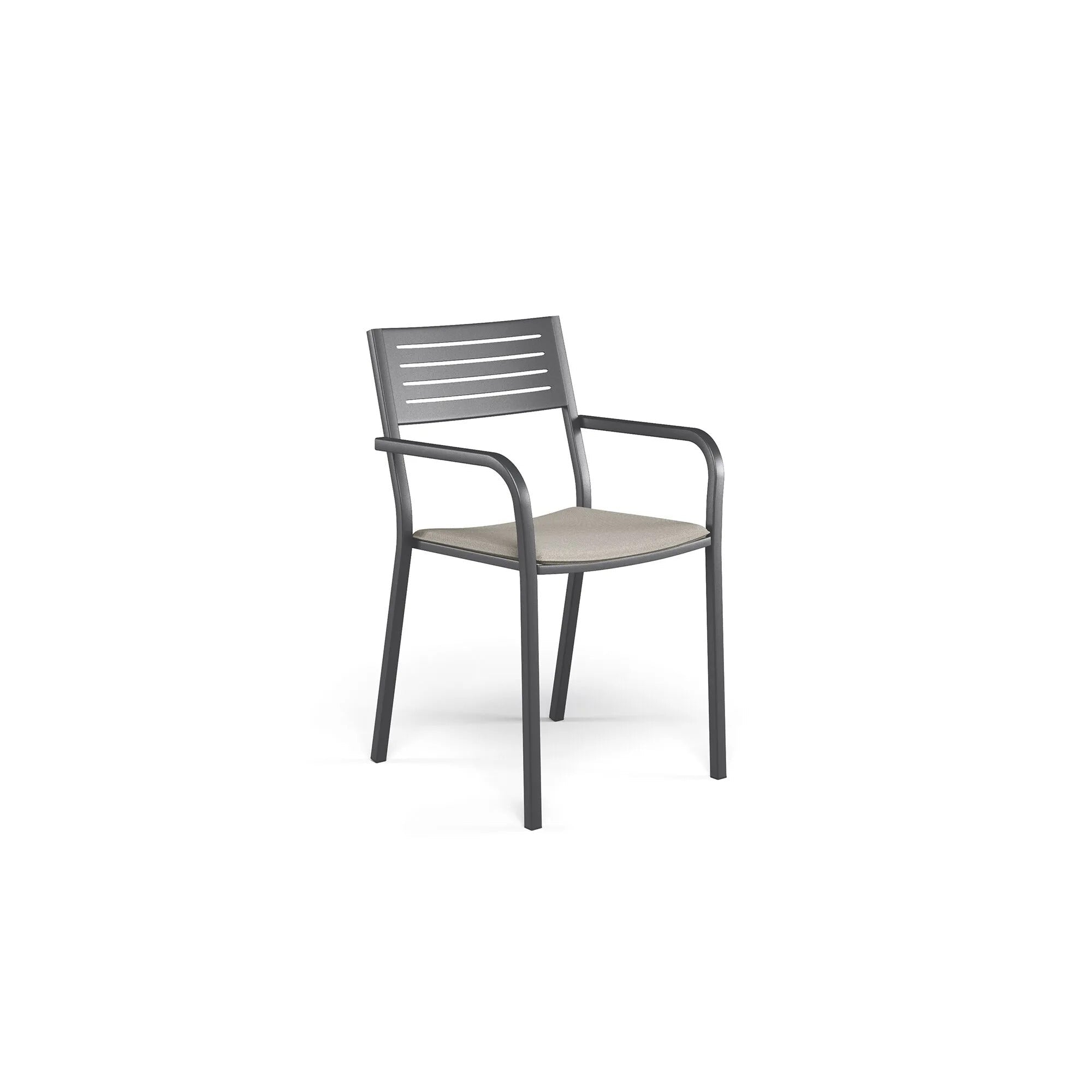 SEGNO - Basic Collection Kft.