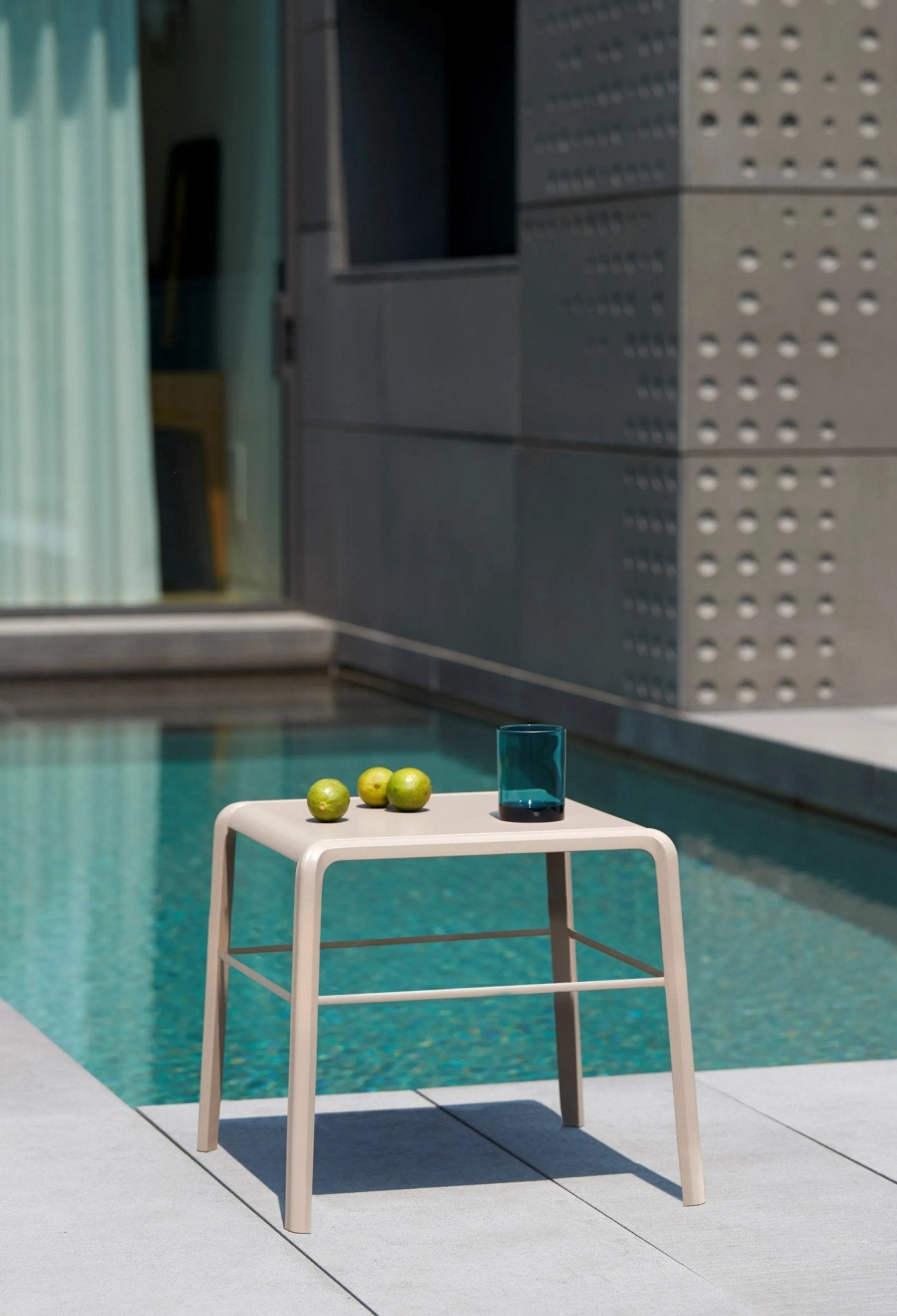 SIDE TABLE VELA - Basic Collection Kft.