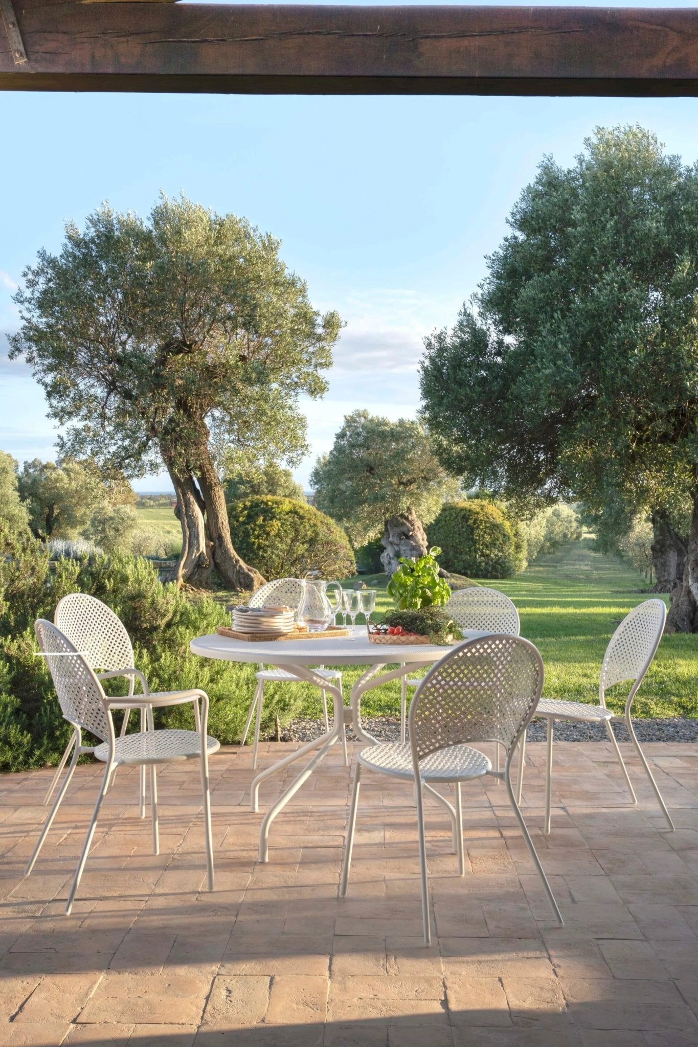 SOLE | Chair - Basic Collection Kft.