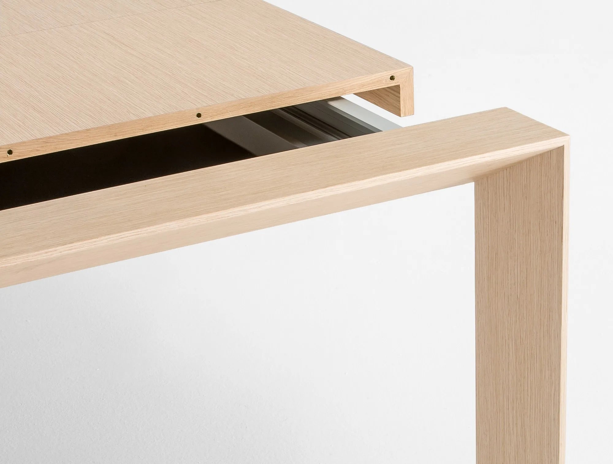 SURFACE - Basic Collection Kft.