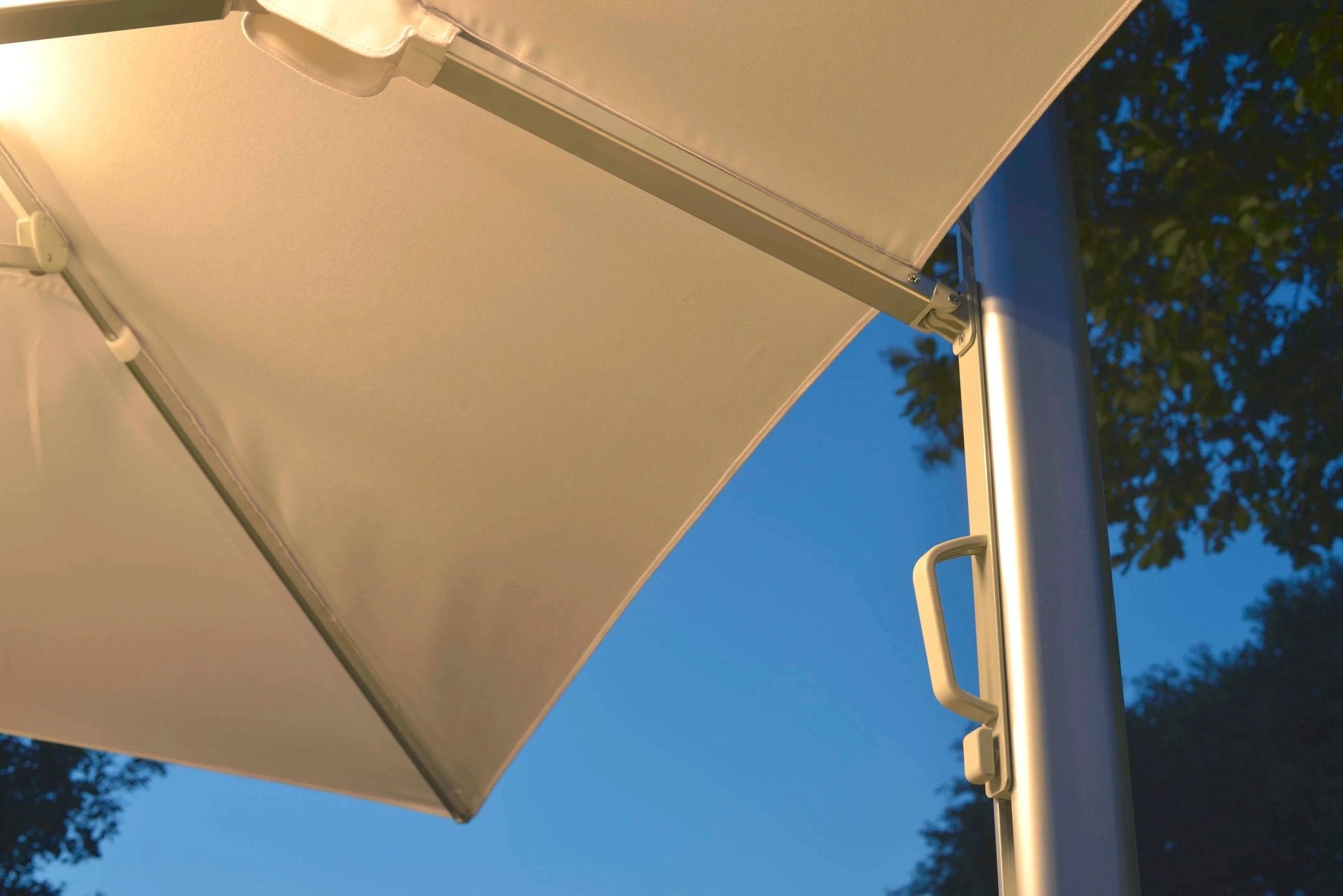 TREVI - Basic Collection Kft.