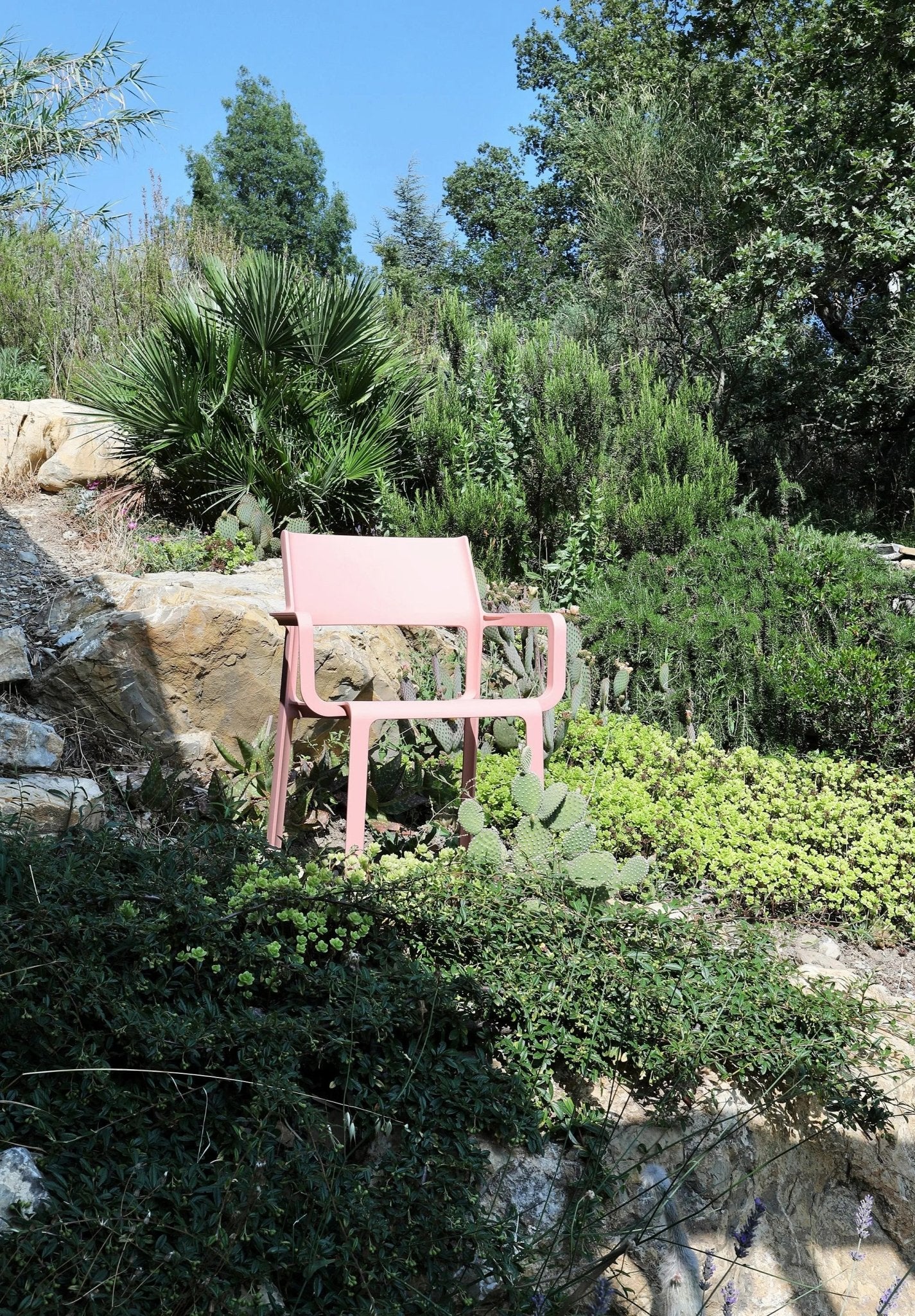 TRILL ARMCHAIR - Basic Collection Kft.