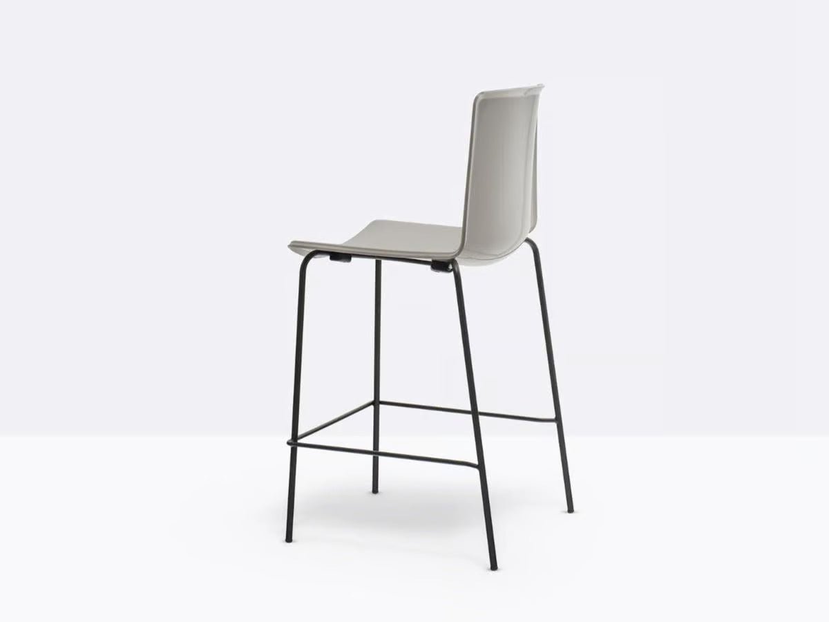 TWEET 892 - Basic Collection Kft.
