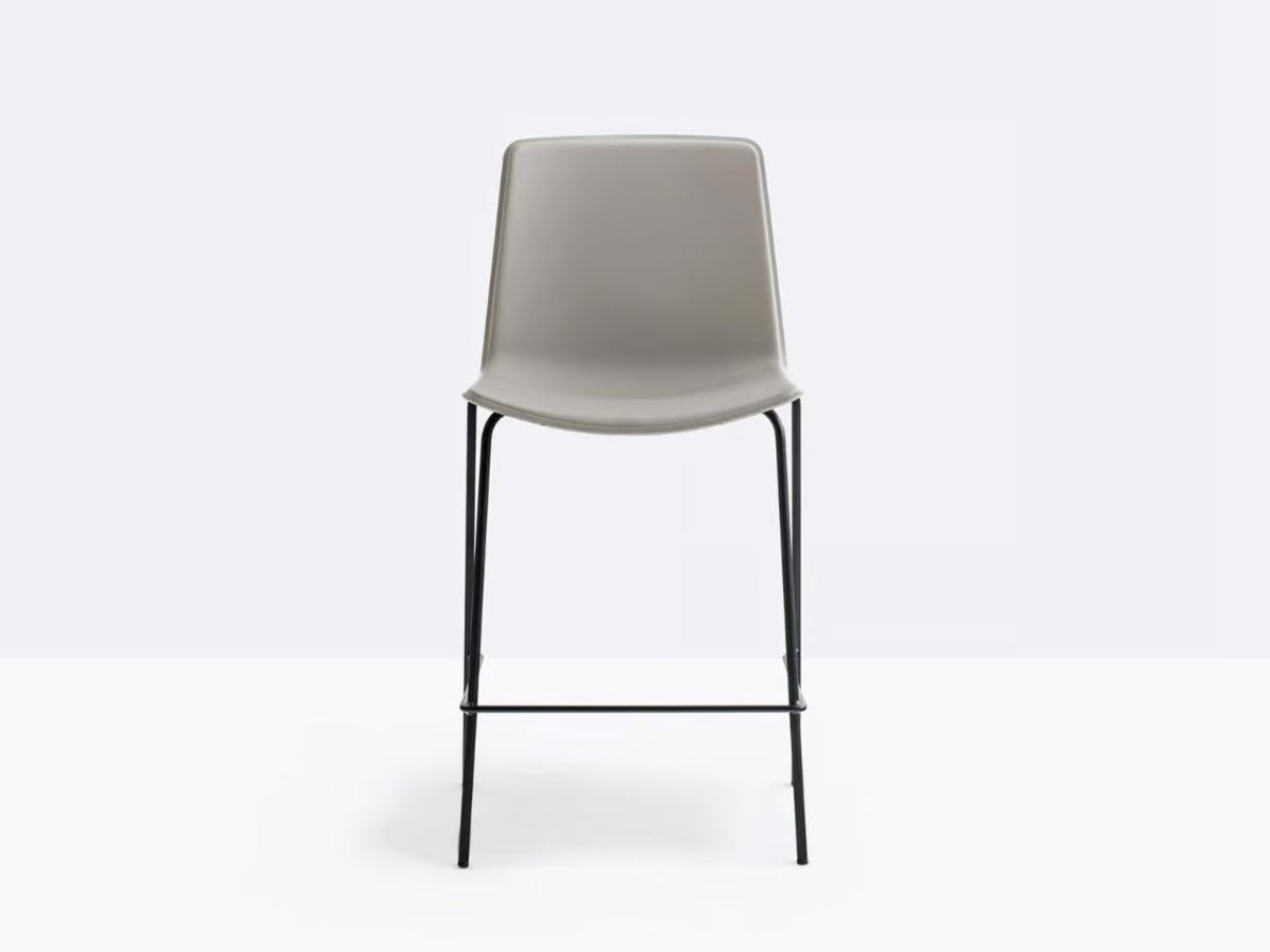TWEET 892 - Basic Collection Kft.