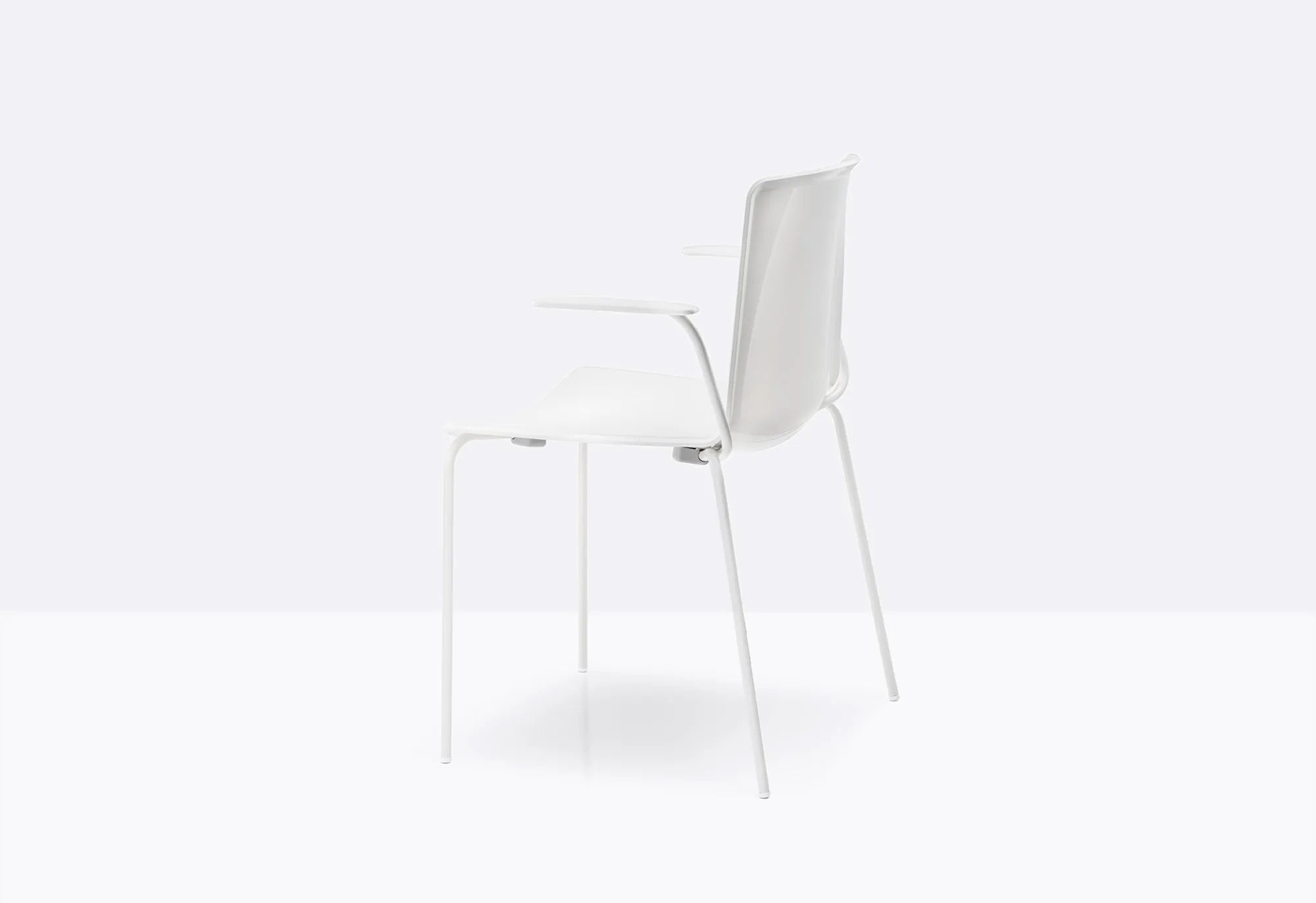 TWEET 895 - Basic Collection Kft.