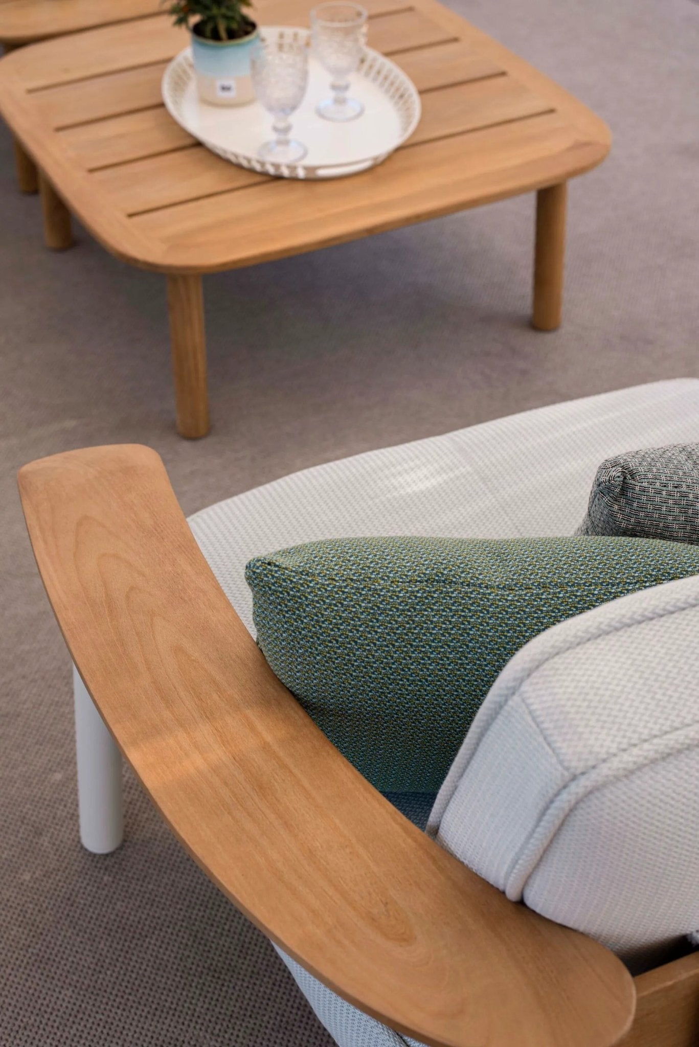 TWINS - Basic Collection Kft.